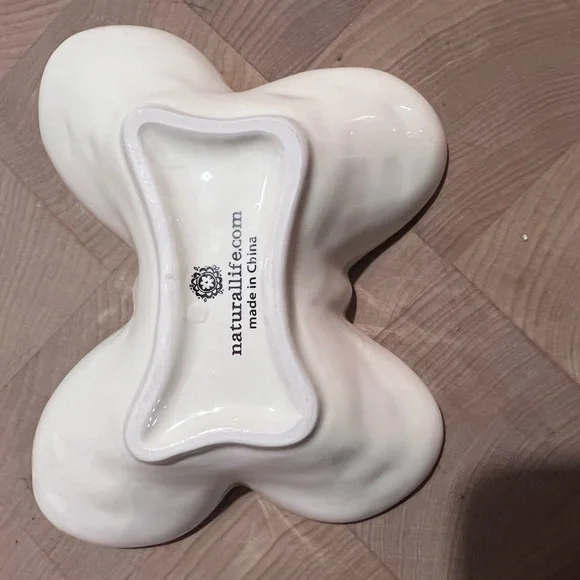 Natural Life Butterfly Floral Dish - Picture 2 of 5